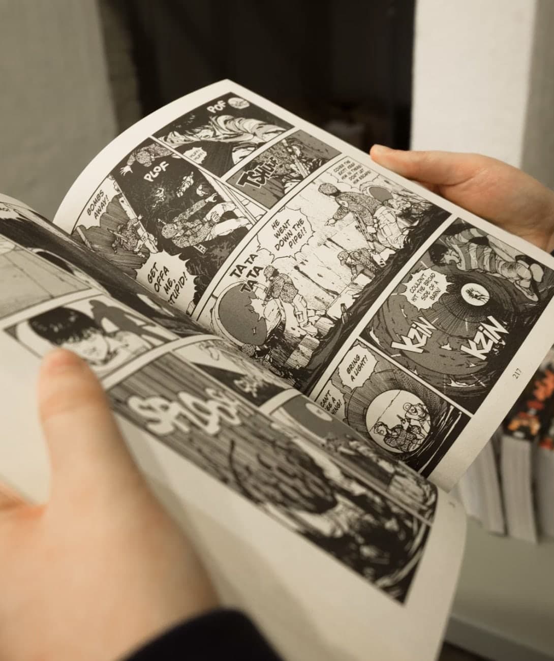 Immersive manga experience
